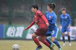 LOL赛事-韩国女足球员集训新赛季，备战国内职业联赛的简单介绍