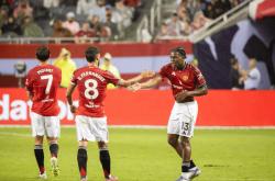 LOL赛事-狼队大胜伯恩茅斯，展现强大实力