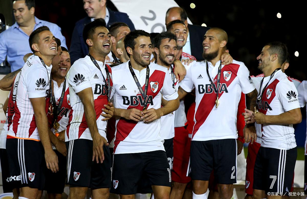 包含RB莱比锡主场告捷，稳定排名的词条