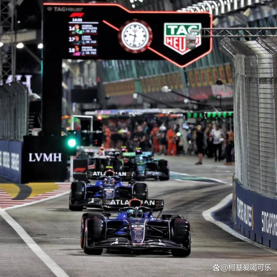 威廉姆斯逆转哈斯车队,塞恩斯惊艳四座 威廉姆斯逆转哈斯车队,塞恩斯惊艳四座