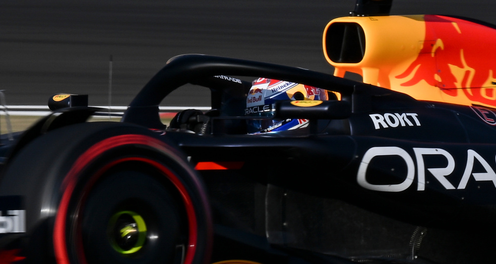 红牛二队完胜阿斯顿马丁，皮亚斯特里统治全场