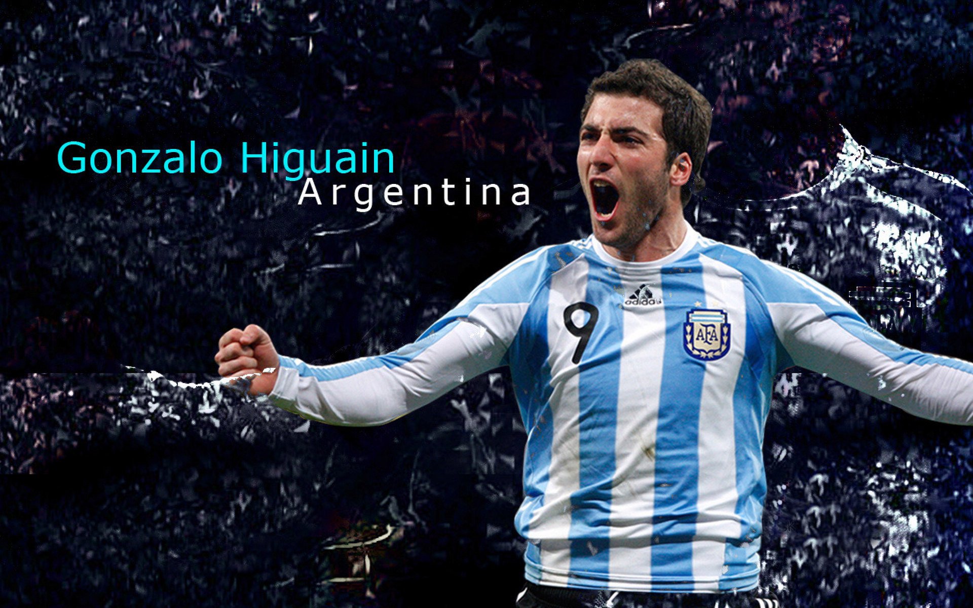 同一夜，足球捍卫秩序，篮球颠覆王朝